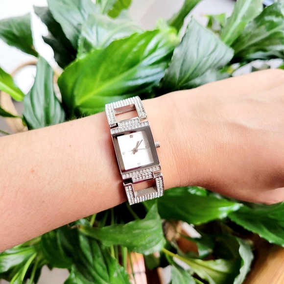 Accessories - Classic Silver Diamond Watch